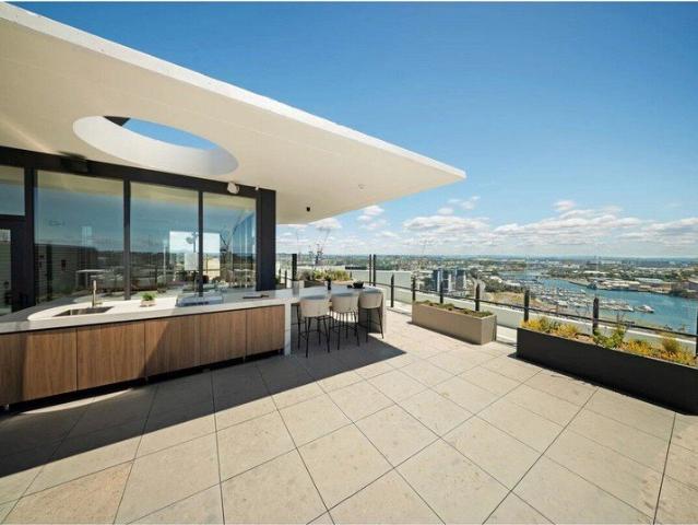 NORTH WEST FACING LUXURY AT ONE APARTMENTS