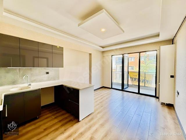 NORTH&WEST'TEN İNCEK'TE ARA KAT ÖN CEPHE SATILIK 1+1 DAİRE