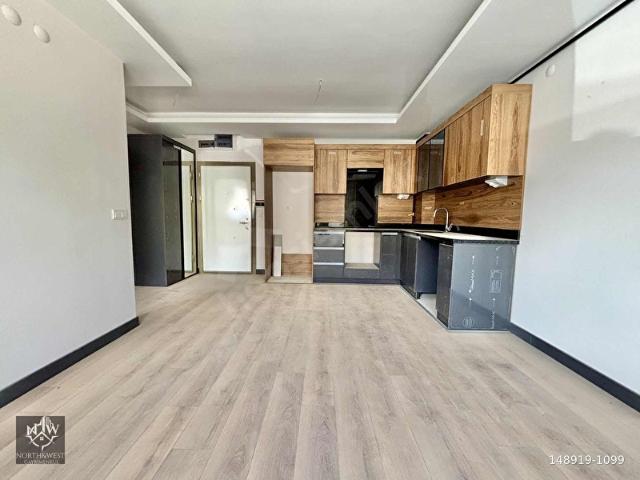 NORTH&WEST'TEN TAMAMINA KREDİLİ İNCEK MEYDANDA SATILIK 1+1 DAİRE