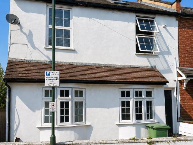North Worple Way, London SW14, 3 bed maisonette to rent, £2,750 pcm | PrimeLocation