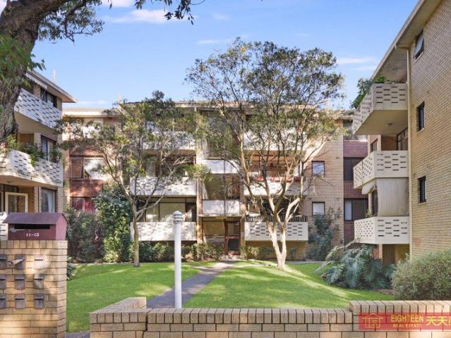 North and east facing with freshly updated apartment in a prime location, total 111 SQM