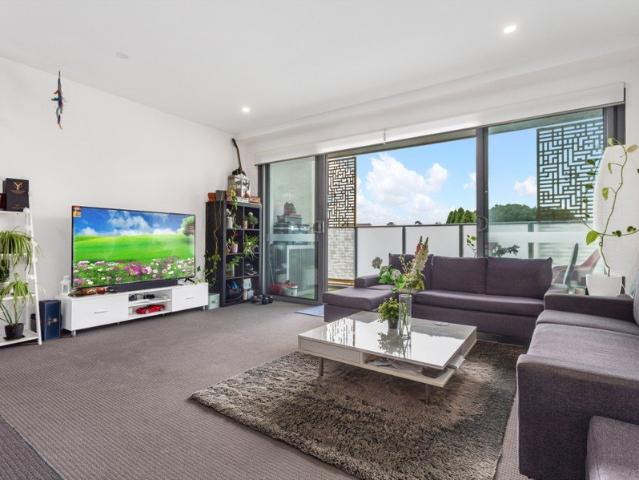 North Aspect Young and Modern Apartment In Heart of Rockdale