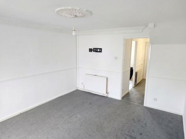 North Bank Close, Rochester ME2, 2 bed terraced house to rent, £1,325 pcm | PrimeLocation