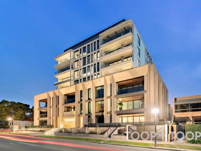 NORTH BY NATURE | A 200 East Statement of Park Lands Prestige with an Unrivalled Private Sky Terrace