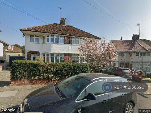 North Drive, Orpington, BR6 3 bed semi detached house to rent £2,300 pcm £531 pw