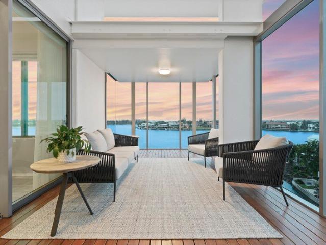 North East Corner Penthouse Contemporary Luxury in Idyllic Position!