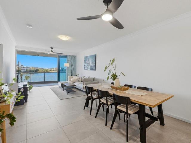 North East Facing with Uninterrupted Lake Views!
