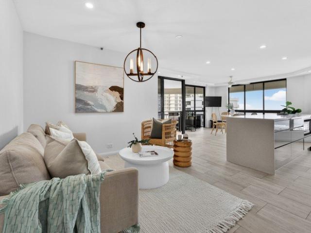 North East Facing Apartment Fully Renovated