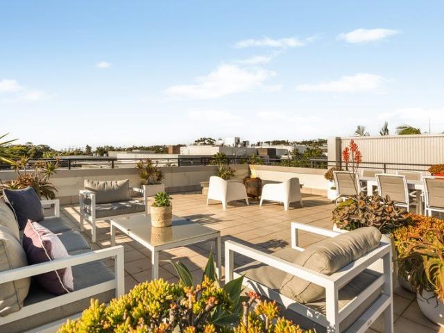 North East Facing Apartment with an Incredible Rooftop Entertaining Terrace