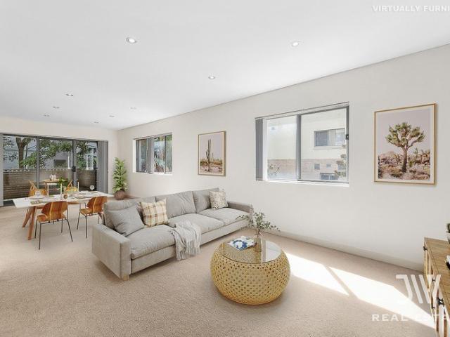 North East Facing Apartment with excellent school catchment
