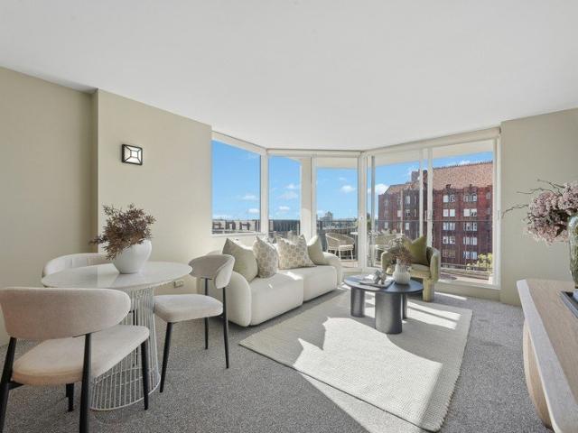 North East Facing Corner Apartment With Study and Views To The Headlands