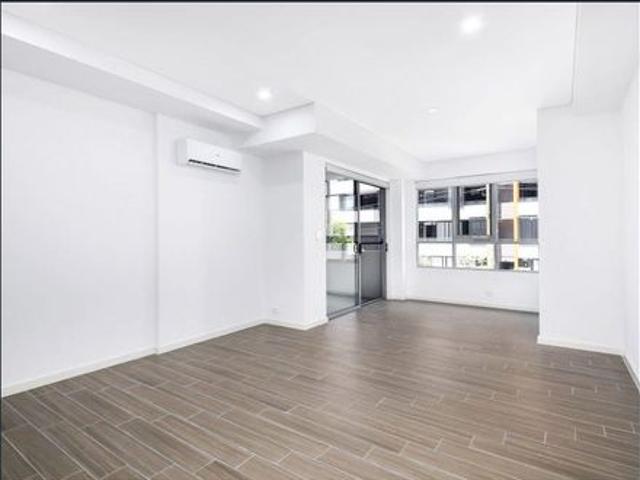 North East Facing I Pet Friendly