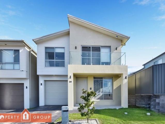 Modern Stylish 3 & 4 Bedroom Townhouses Available