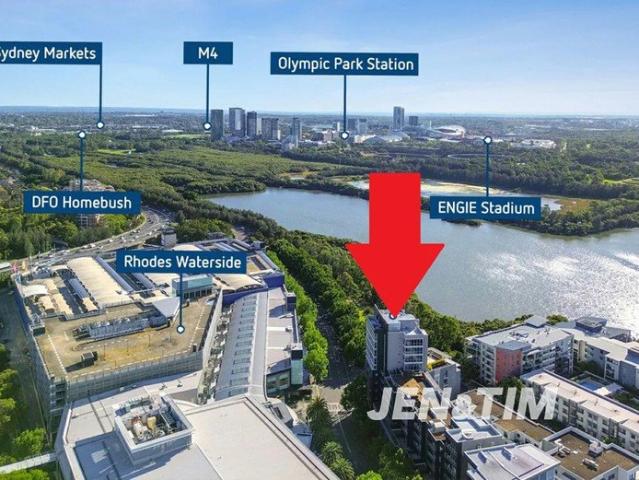 NORTH EAST FACING | PANORAMIC WATER VIEWS | OVERSIZED 136 SQM ON TITLE