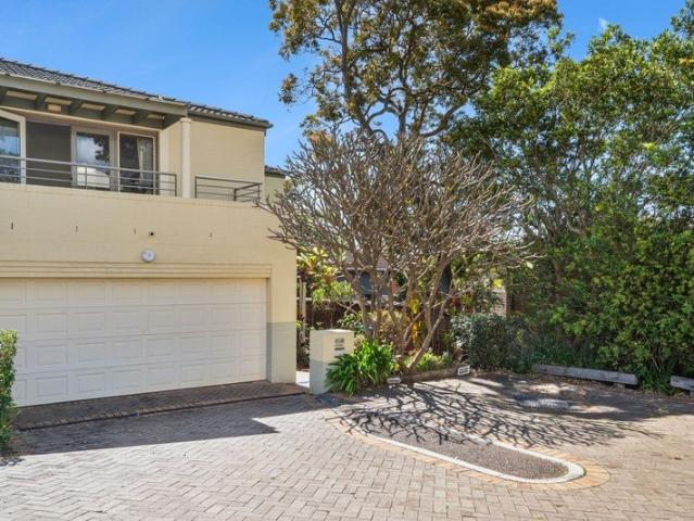 North East Facing & Perfectly Located in the Woodlands Estate