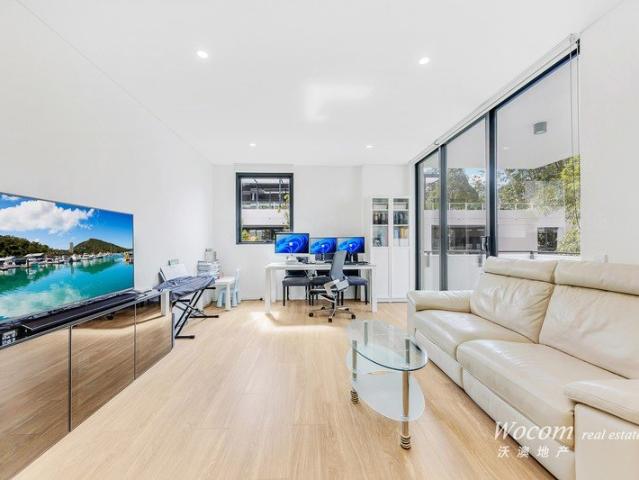 North East Level 3 facing Conner Kew 2 Beds 2 Bath 1 Car 100 Sqm