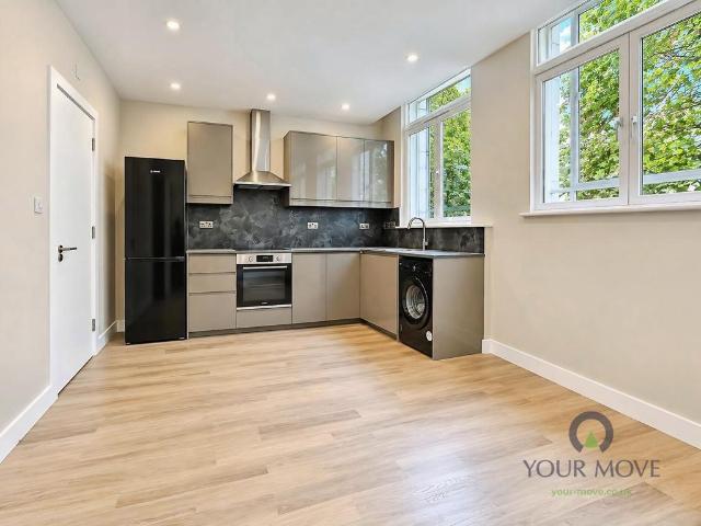 North End, Croydon CR0 1 bed flat to rent £1,425 pcm £329 pw
