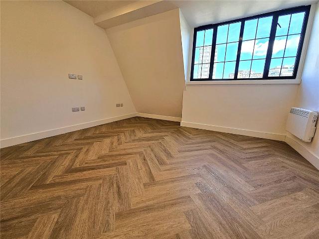 North End, Croydon CR0, 1 bed property to rent, £1,525 pcm | PrimeLocation