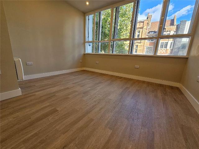 North End, Croydon CR0, 1 bed property to rent, £1,525 pcm | PrimeLocation