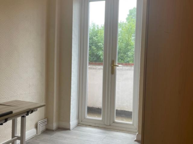 North End Road, Wembley HA9, 2 bed flat to rent, £1,825 pcm | PrimeLocation