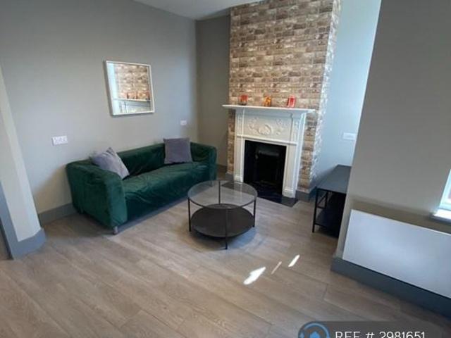 North End Road, London, NW11 1 bed flat to rent £1,995 pcm £460 pw