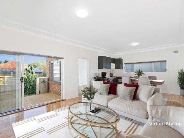 North facing 1950s charm, a stone's throw to Russell Lea Public