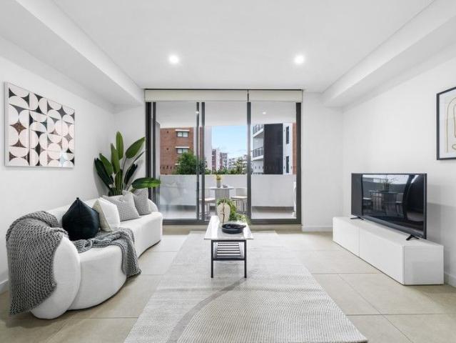 NORTH FACING 45M2 STUDIO IN GREAT LOCATION