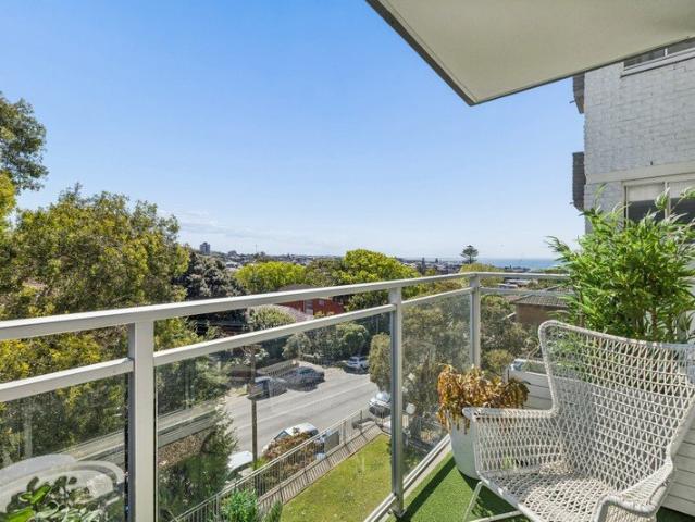 North Facing Coastal Living in the Heart of Bronte