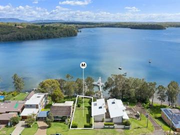 North facing absolute waterfront land