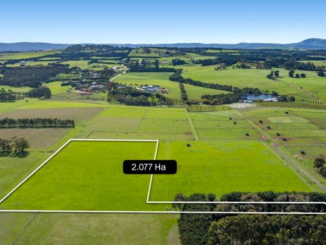 North Facing Acres with Sweeping Views Build Your Dream Lifestyle in Romsey