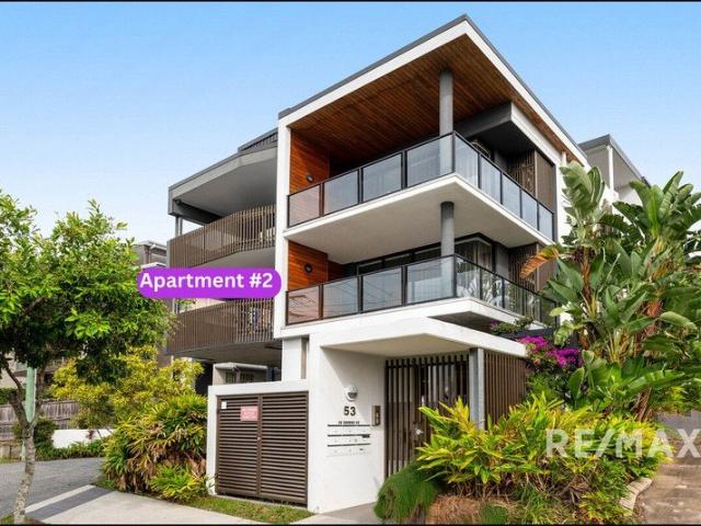 North Facing Apartment with City Views