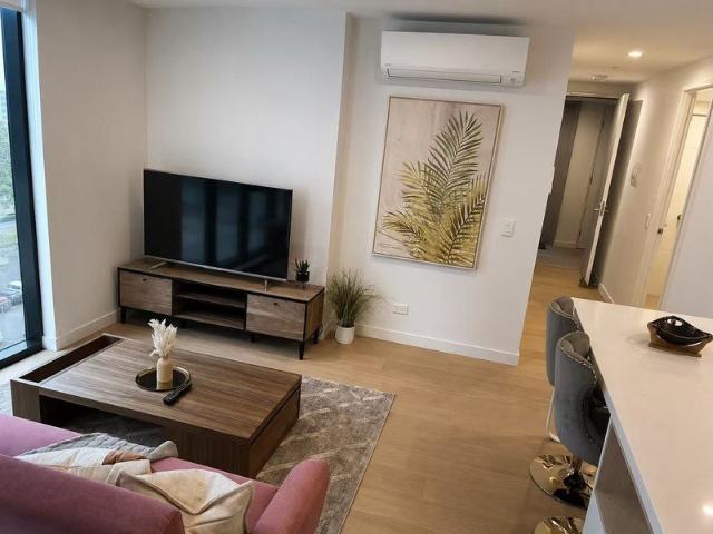 North Facing Apartment with City Views Skyline in the Heart of Box Hill
