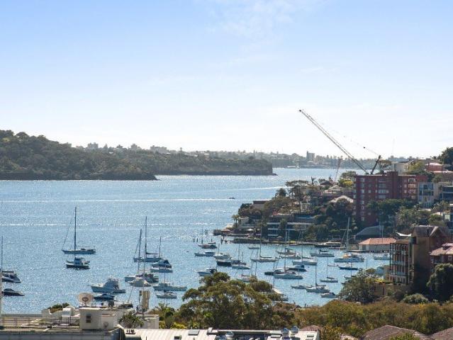North Facing Apartment with Stunning Harbour Water Views