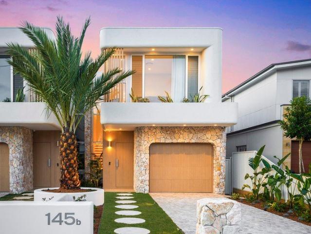 North Facing Architectural Elegance & Resort Style Living