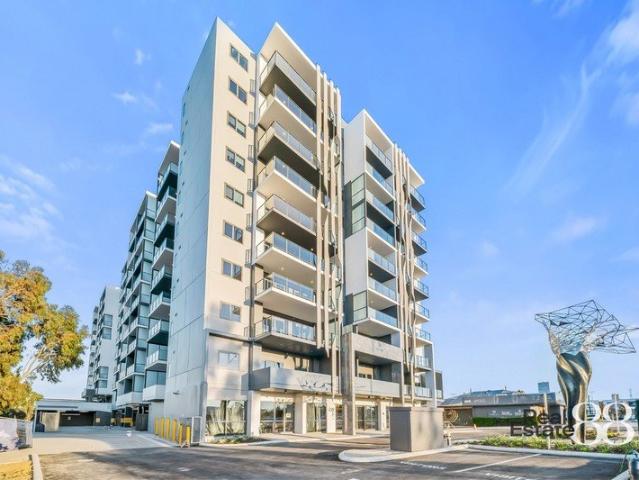North Facing at Bel Air, with the City & Airport on your doorstep