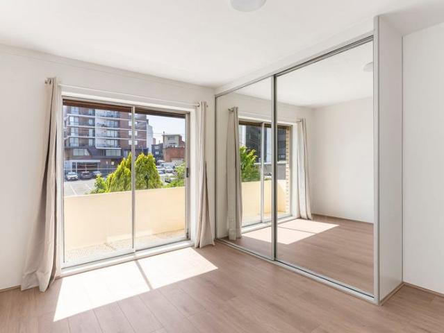 North facing beauty with fresh interiors