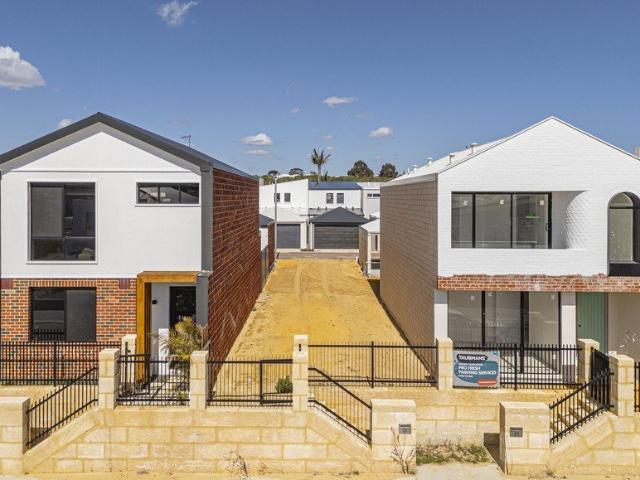 North Facing Block in AKIN Steps to Coles & the Train Station
