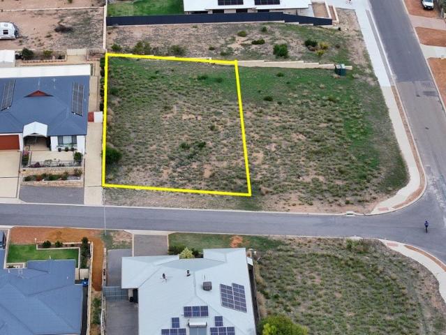 Build Your Coastal Dream All Offers Considered!