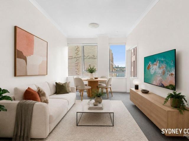 NORTH FACING, GLIMPSE OF HARBOUR BRIDGE VIEW THE SOUGHT AFTER BRIDGEPORT