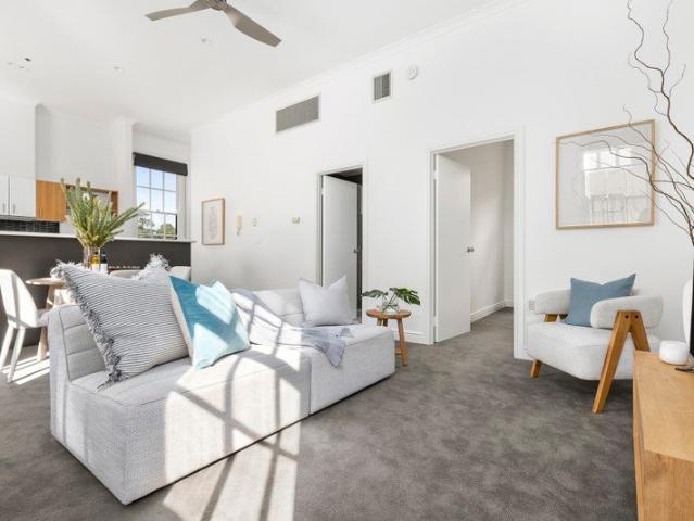 North Facing Grandeur, Historic Distinction