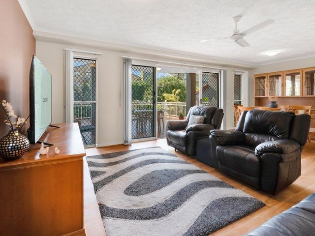 NORTH FACING GROUND FLOOR APARTMENT WITH TWO OVERSIZED TERRACES!
