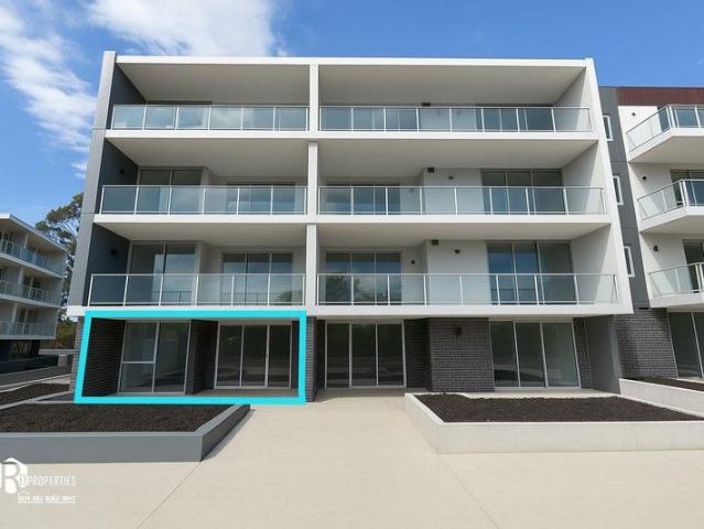 South Facing Ground Floor Gem with Extra Space!
