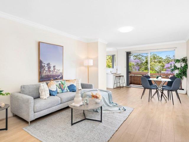North Facing Double Brick Apartment with Abundant Natural Light