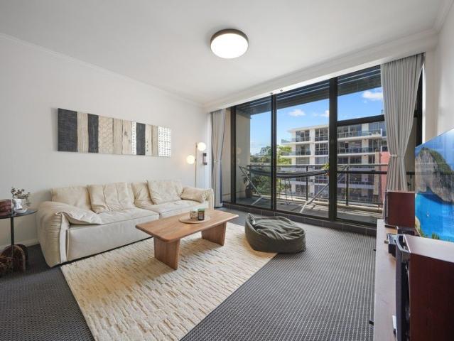 North Facing Dual Level 2 Bed | Resort Style Living