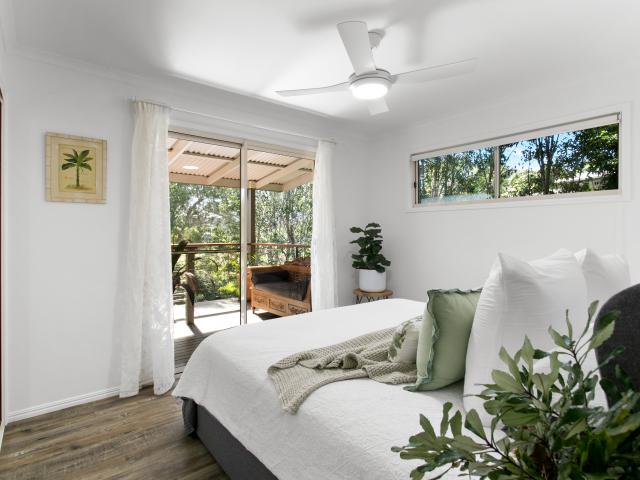 North Facing Entertainer: Dual Living, Leafy Gardens, Privacy!