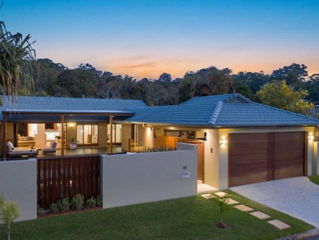 North Facing Family Oasis with Pool & Burleigh Hill Views