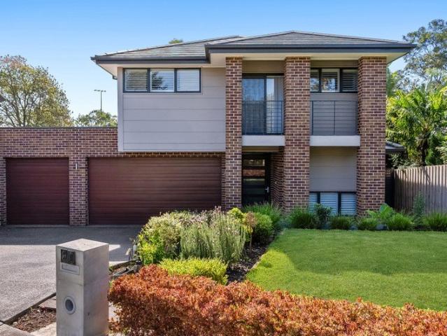 North Facing Family Entertainer Backing Onto Boeing Reserve