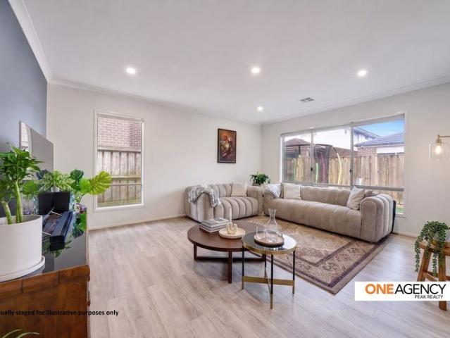 North Facing family home at premium location in Truganina
