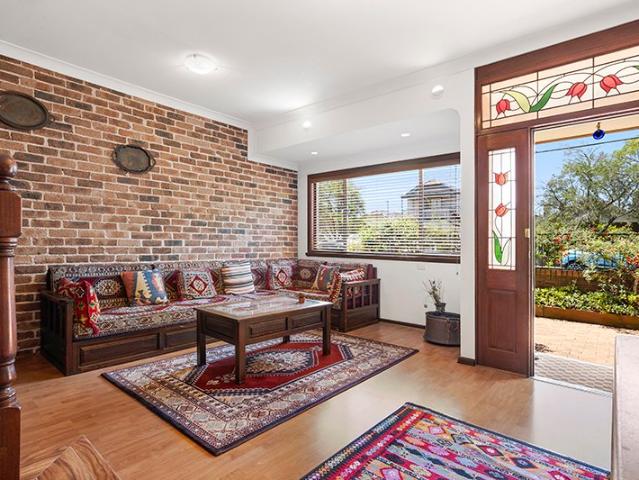 North Facing Family Home In The Heart Of Eastlakes