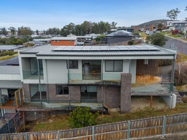 North facing family home with views